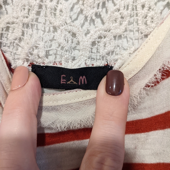 *10/$10* Women's Red and White striped Lace Back Tank - Size Small - Picture 2 of 4